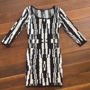 Forever 21 Black and White Patterned Women's Dress